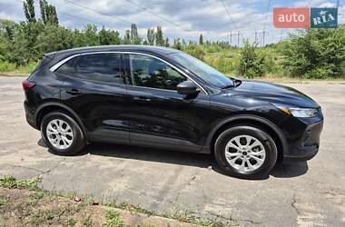 Внедорожник / Кроссовер Ford Escape 2024 в 