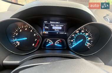 Внедорожник / Кроссовер Ford Escape 2013 в 