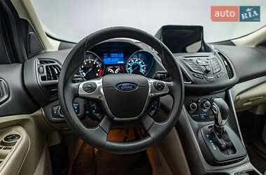Внедорожник / Кроссовер Ford Escape 2014 в 