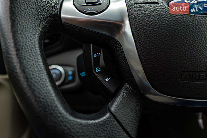 Позашляховик / Кросовер Ford Escape 2014 в Києві