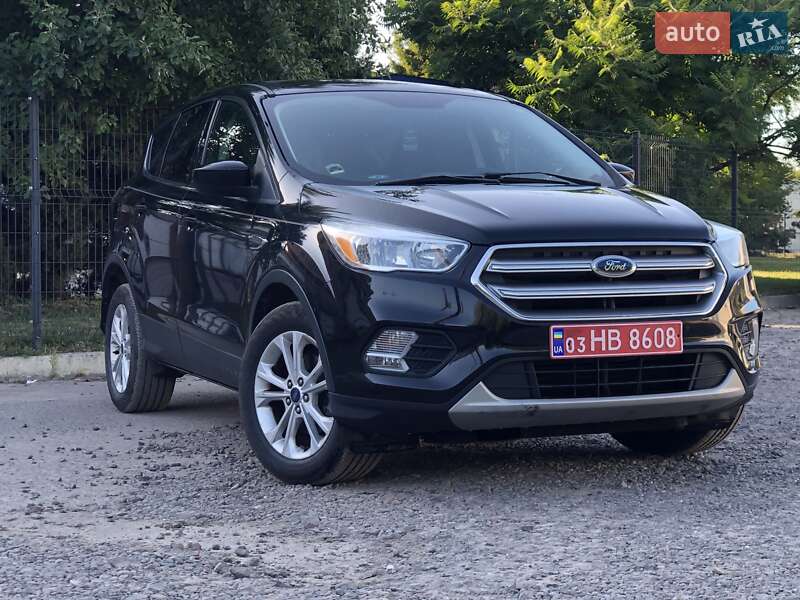 Внедорожник / Кроссовер Ford Escape 2016 в Львове