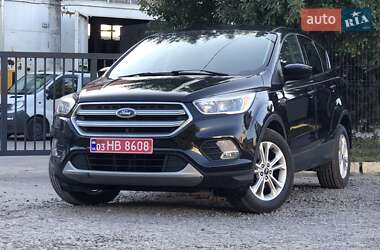 Внедорожник / Кроссовер Ford Escape 2016 в Львове