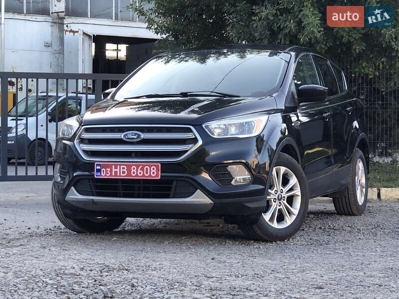 Внедорожник / Кроссовер Ford Escape 2016 в Львове
