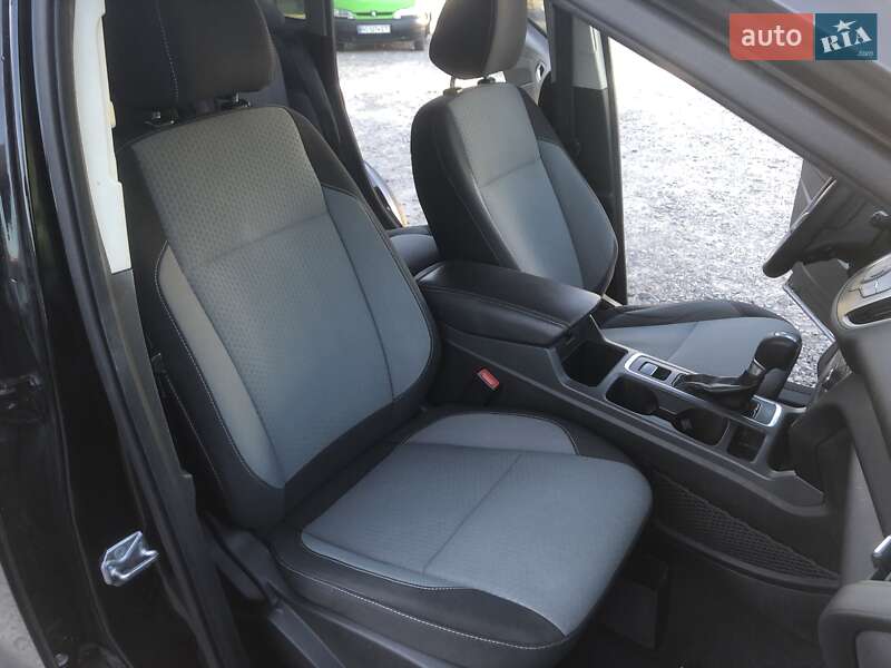 Внедорожник / Кроссовер Ford Escape 2016 в Львове