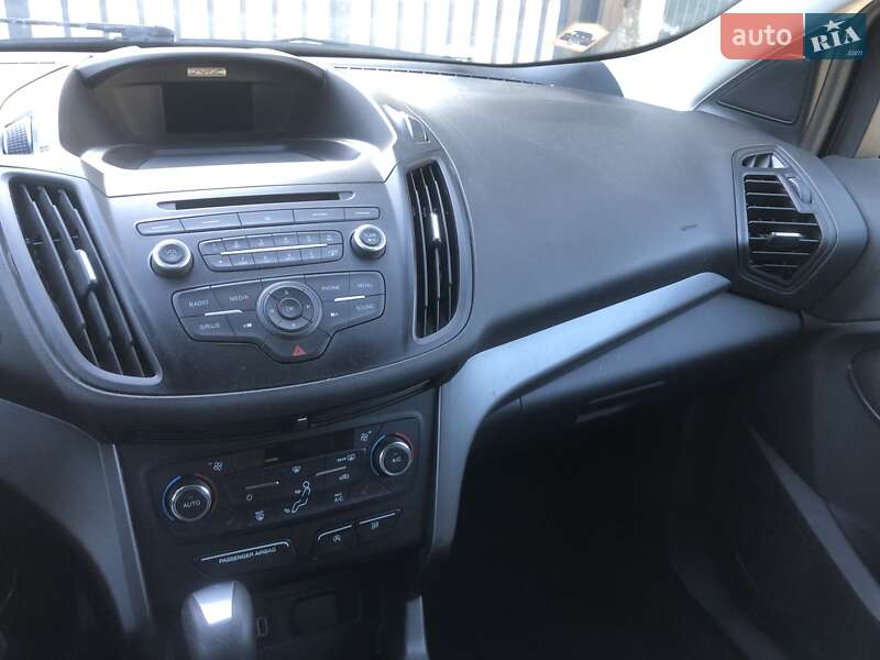 Внедорожник / Кроссовер Ford Escape 2016 в Львове