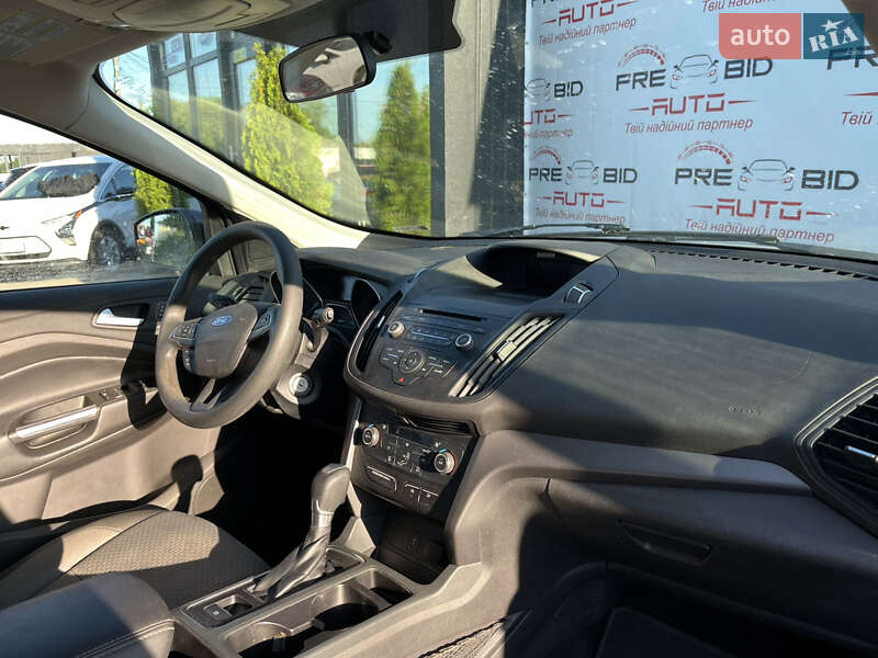 Внедорожник / Кроссовер Ford Escape 2016 в Львове