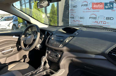 Внедорожник / Кроссовер Ford Escape 2016 в 