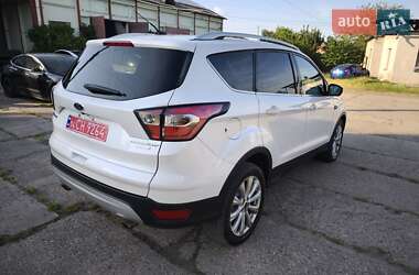 Внедорожник / Кроссовер Ford Escape 2017 в 