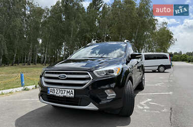 Позашляховик / Кросовер Ford Escape 2017 в Ладижині
