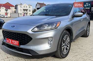 Внедорожник / Кроссовер Ford Escape 2021 в 