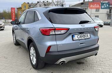 Внедорожник / Кроссовер Ford Escape 2022 в 