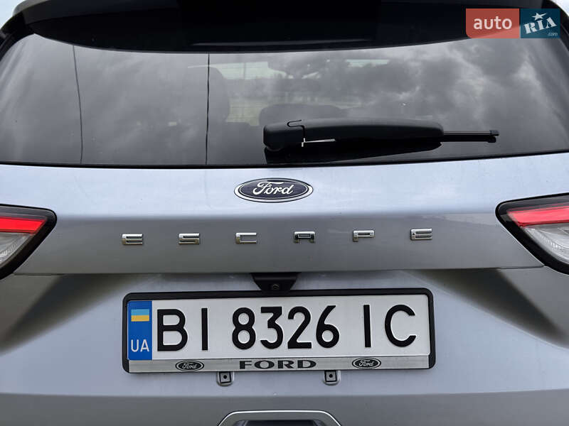 Позашляховик / Кросовер Ford Escape 2021 в Полтаві