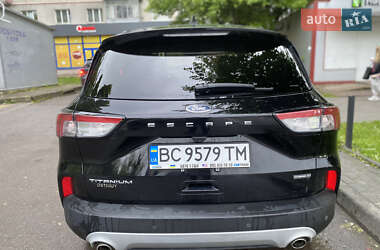 Внедорожник / Кроссовер Ford Escape 2020 в 