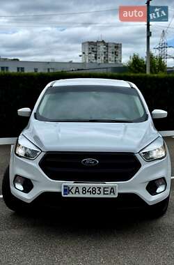 Внедорожник / Кроссовер Ford Escape 2016 в Киеве