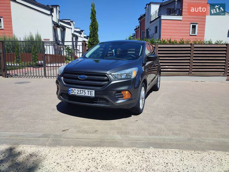 Позашляховик / Кросовер Ford Escape 2016 в Львові