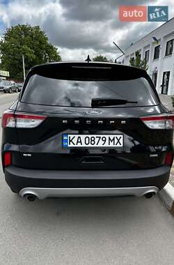 Внедорожник / Кроссовер Ford Escape 2022 в 