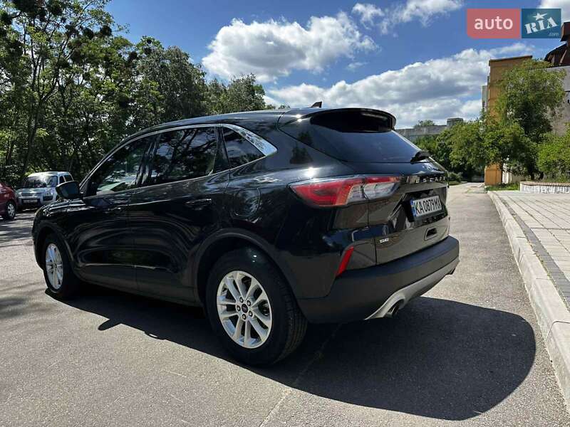 Внедорожник / Кроссовер Ford Escape 2022 в Киеве