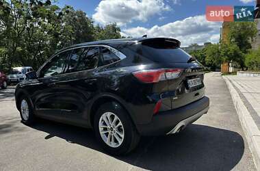 Внедорожник / Кроссовер Ford Escape 2022 в 