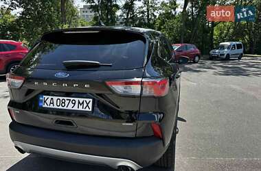 Внедорожник / Кроссовер Ford Escape 2022 в 