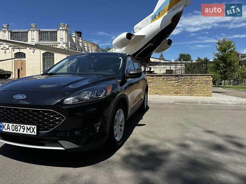 Внедорожник / Кроссовер Ford Escape 2022 в Киеве