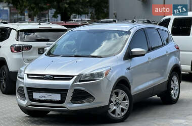 Внедорожник / Кроссовер Ford Escape 2016 в 