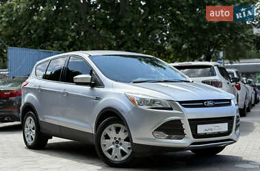 Внедорожник / Кроссовер Ford Escape 2016 в 