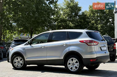 Внедорожник / Кроссовер Ford Escape 2016 в 