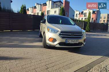 Внедорожник / Кроссовер Ford Escape 2017 в 