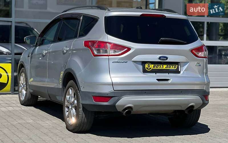 Внедорожник / Кроссовер Ford Escape 2015 в Ивано-Франковске