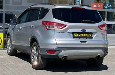 Внедорожник / Кроссовер Ford Escape 2015 в 