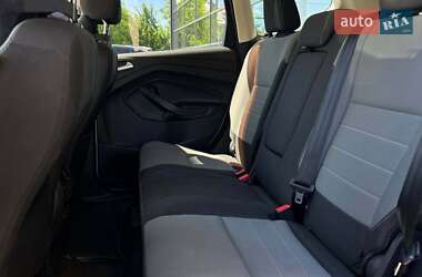 Внедорожник / Кроссовер Ford Escape 2015 в 