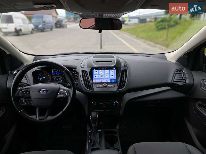 Внедорожник / Кроссовер Ford Escape 2019 в Киеве