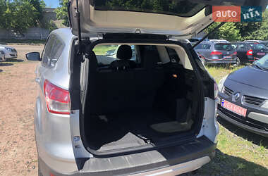 Внедорожник / Кроссовер Ford Escape 2014 в 