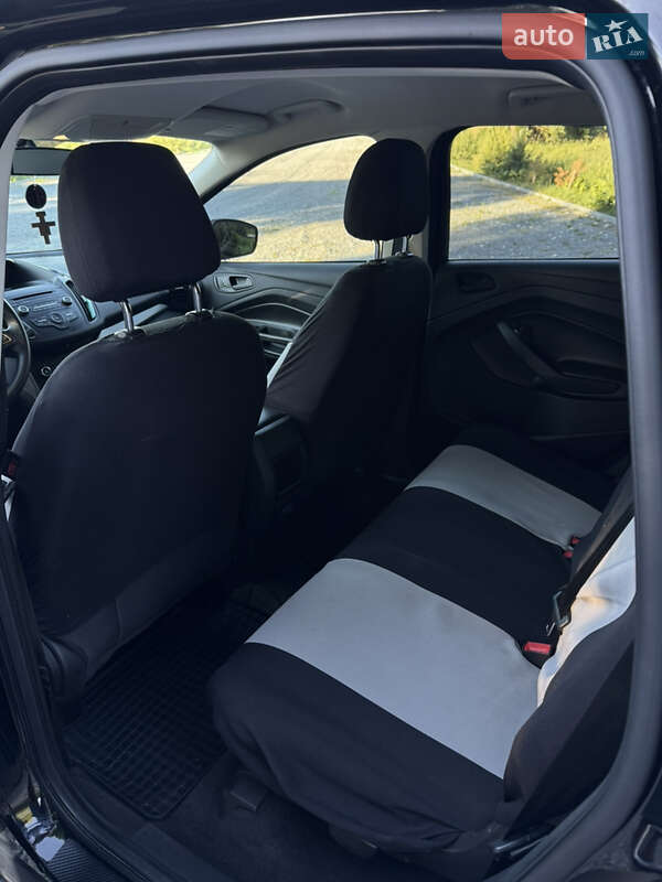 Позашляховик / Кросовер Ford Escape 2016 в Львові фото 11 Позашляховик / Кросовер Ford Escape 2016 в Львові