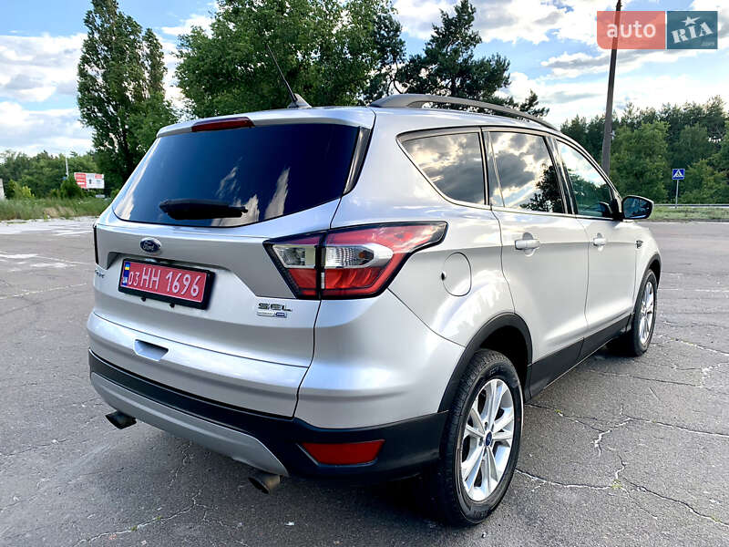 Внедорожник / Кроссовер Ford Escape 2018 в Киеве