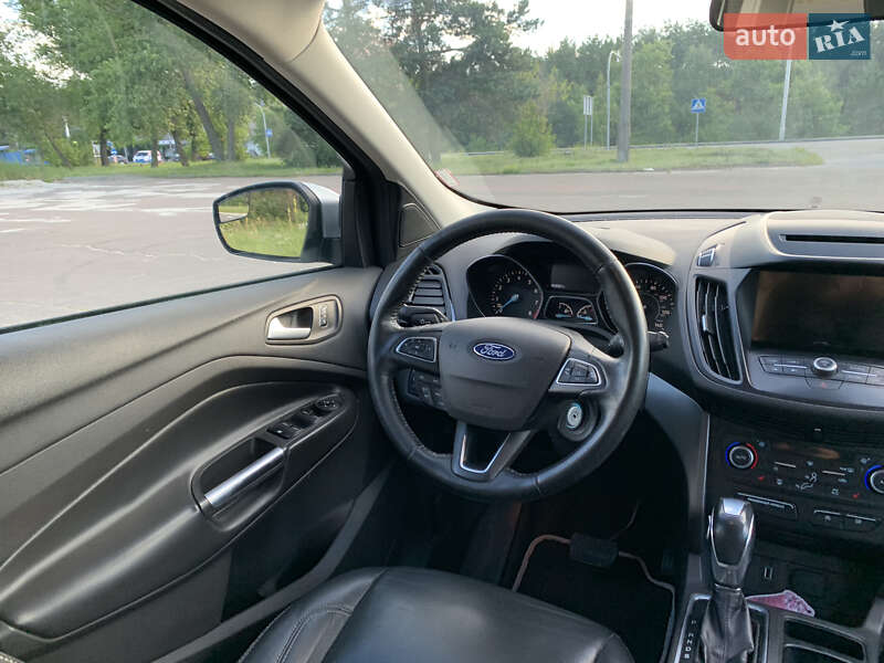 Внедорожник / Кроссовер Ford Escape 2018 в Киеве