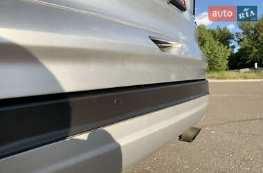 Внедорожник / Кроссовер Ford Escape 2018 в 