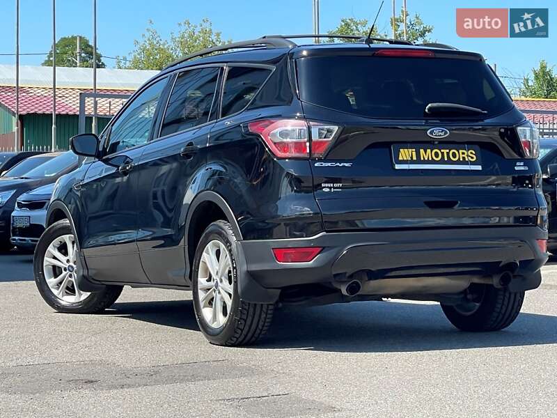 Внедорожник / Кроссовер Ford Escape 2017 в Киеве