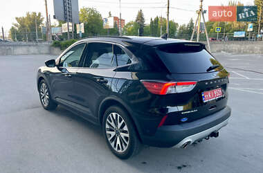 Внедорожник / Кроссовер Ford Escape 2021 в 