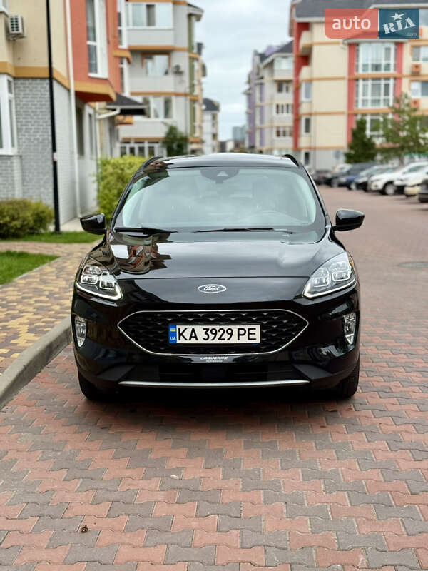 Внедорожник / Кроссовер Ford Escape 2021 в Киеве