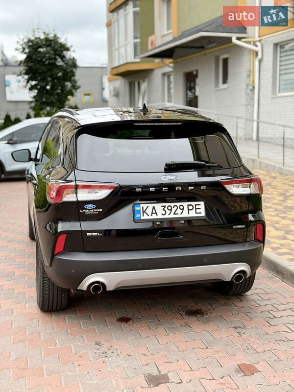 Внедорожник / Кроссовер Ford Escape 2021 в Киеве