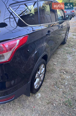 Внедорожник / Кроссовер Ford Escape 2014 в 