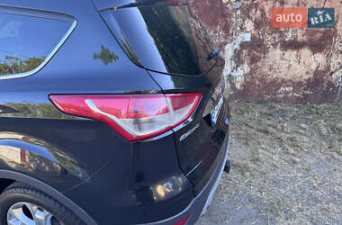 Внедорожник / Кроссовер Ford Escape 2014 в 