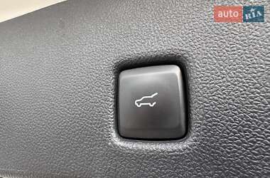 Внедорожник / Кроссовер Ford Escape 2020 в 