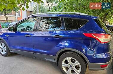 Внедорожник / Кроссовер Ford Escape 2014 в 