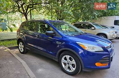 Внедорожник / Кроссовер Ford Escape 2014 в 