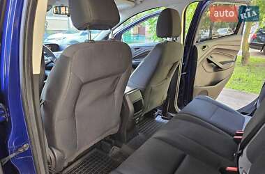 Внедорожник / Кроссовер Ford Escape 2014 в 