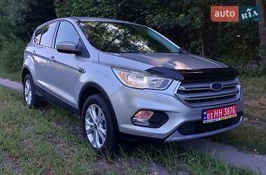 Внедорожник / Кроссовер Ford Escape 2019 в Дубно