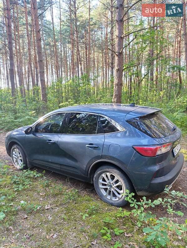 Позашляховик / Кросовер Ford Escape 2020 в Рава-Руській