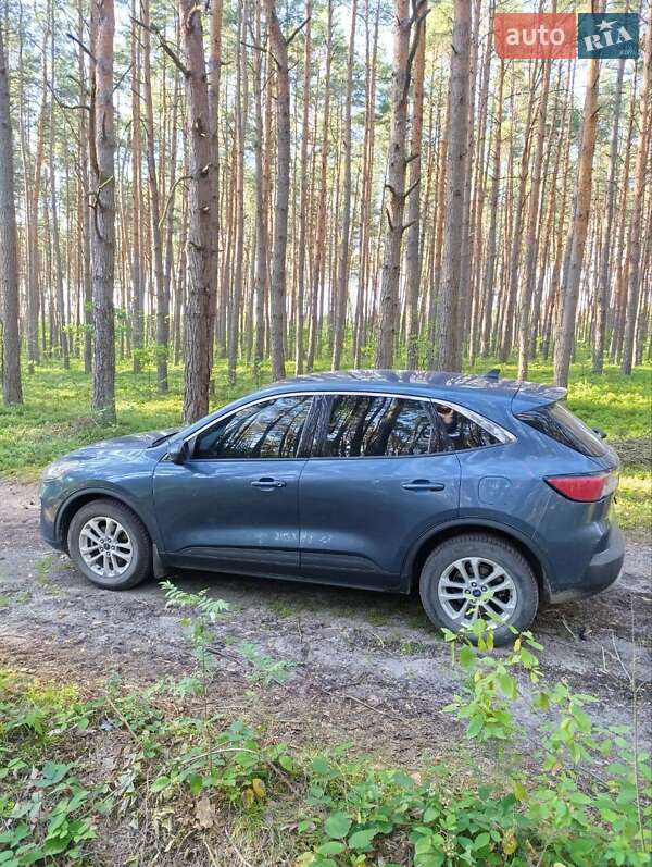 Позашляховик / Кросовер Ford Escape 2020 в Рава-Руській